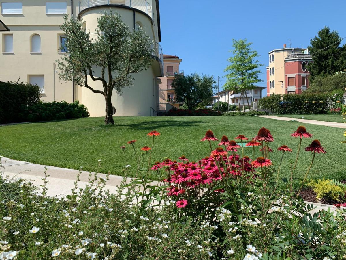 Homingarda - Fine Holiday Apartments Peschiera del Garda Zewnętrze zdjęcie