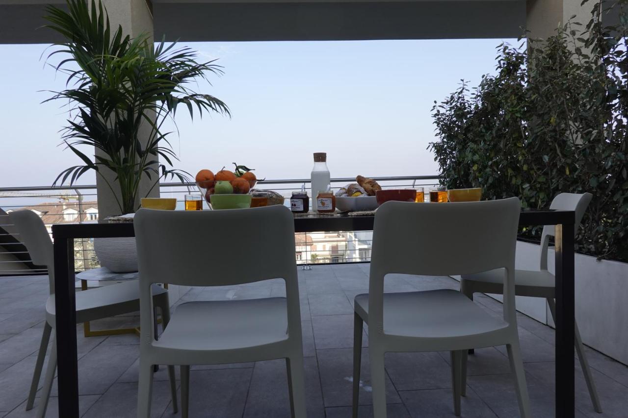 Homingarda - Fine Holiday Apartments Peschiera del Garda Zewnętrze zdjęcie