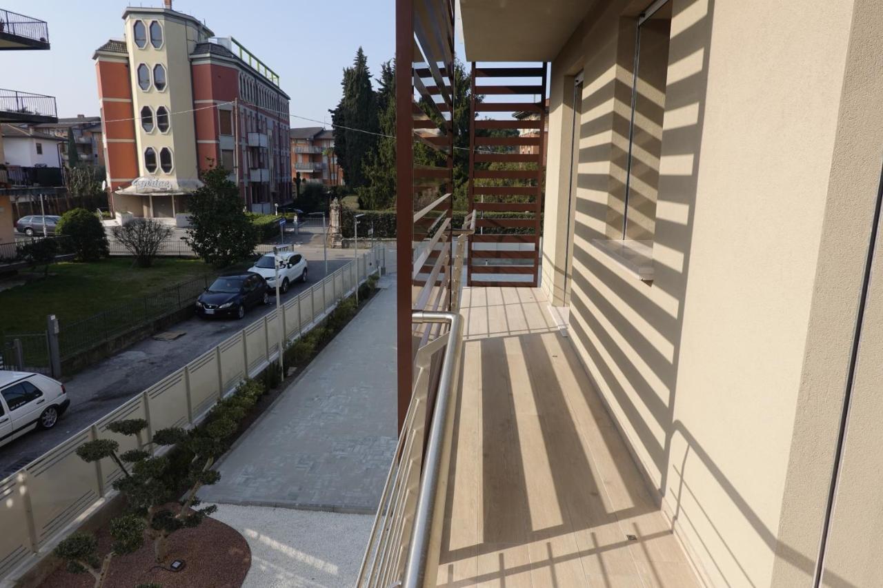Homingarda - Fine Holiday Apartments Peschiera del Garda Zewnętrze zdjęcie