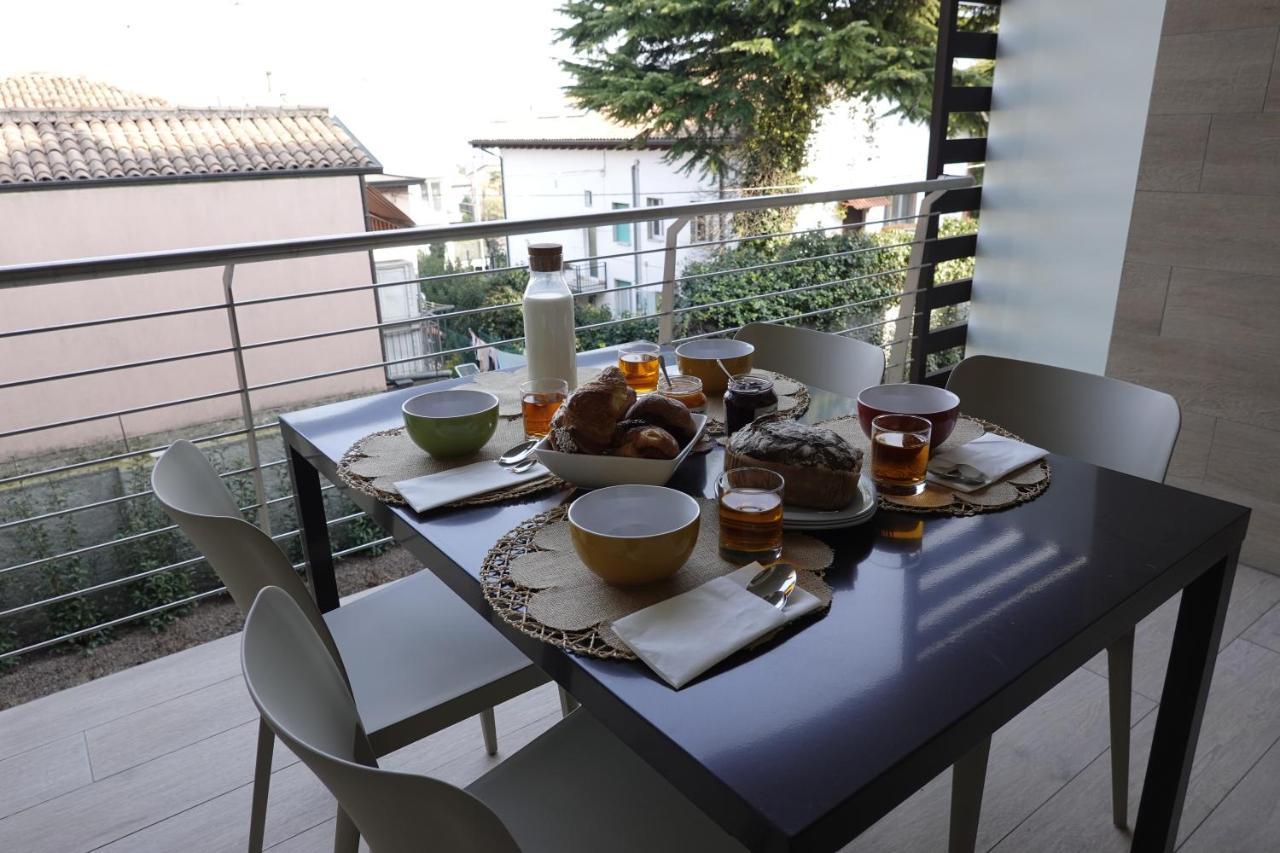 Homingarda - Fine Holiday Apartments Peschiera del Garda Zewnętrze zdjęcie