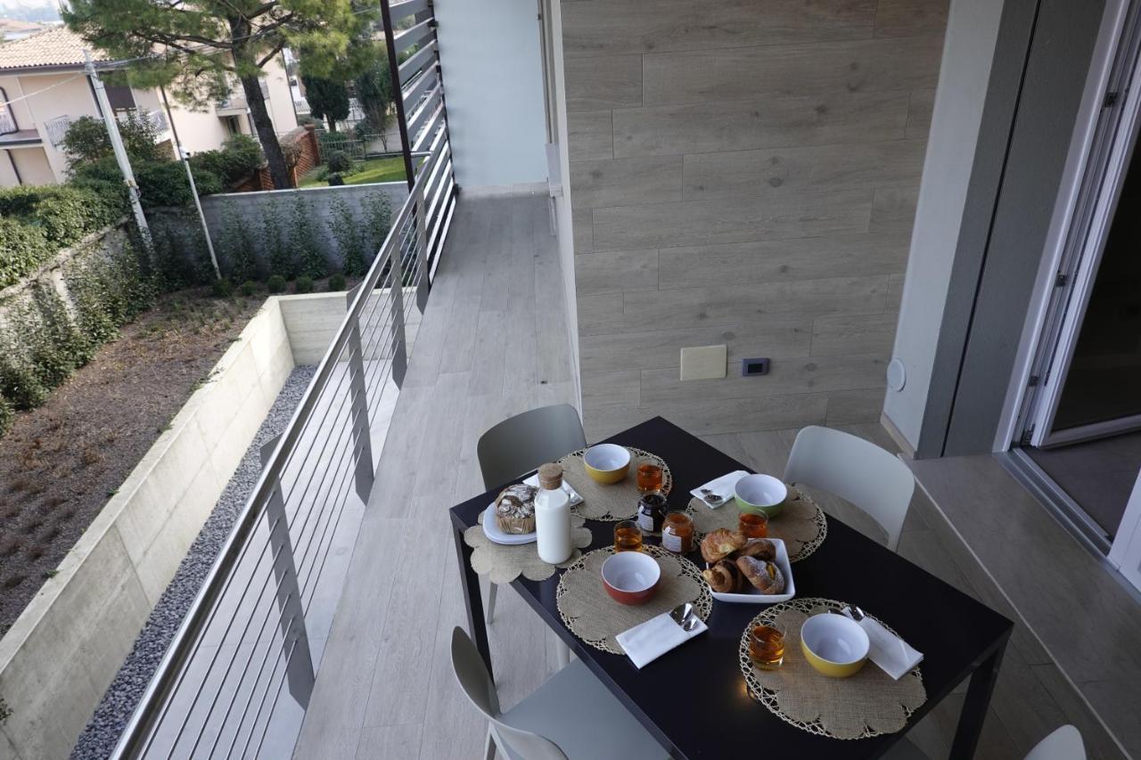 Homingarda - Fine Holiday Apartments Peschiera del Garda Zewnętrze zdjęcie